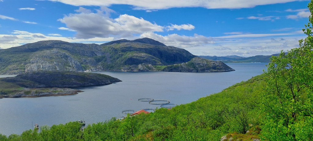 Matkalla Torhopista Mehamiin oli upeita maisemia.